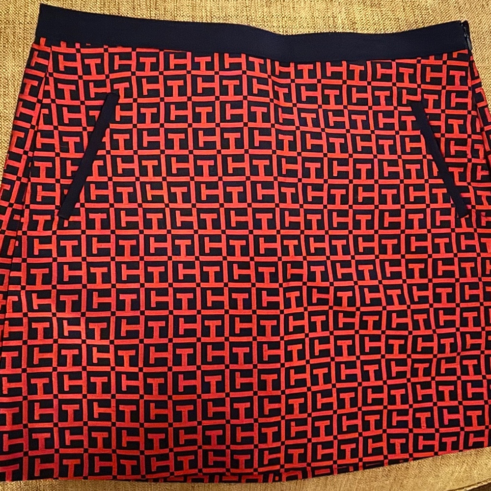 Tommy Hilfiger, Size 14, navy blue and red jacquard monogram skirt